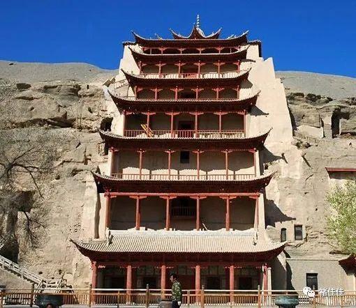 乐山大佛在哪里，乐山大佛在哪（唐朝-庙宇-乐山大佛）