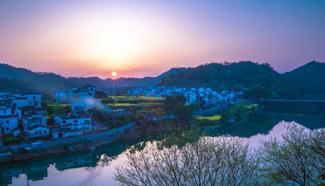 江西婺源最佳旅游景点，无论踏进婺源哪个村庄