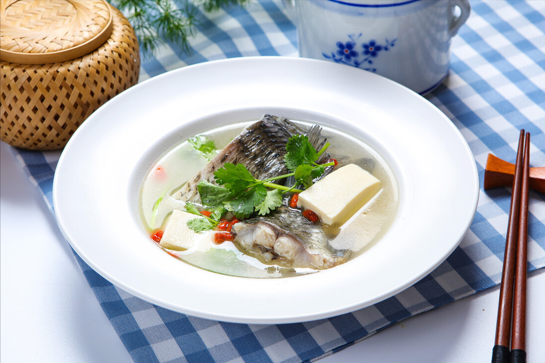 2022年梅雨季节是几月份到几月份结束，2022梅雨季节是几月份到几月份结束（老人讲“梅雨吃三宝）