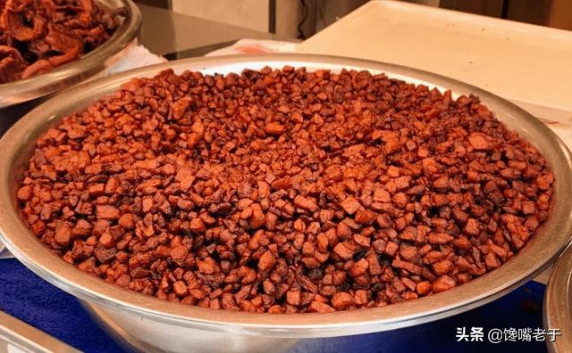 脆哨（脆哨怎么吃），到底哪里的猪油渣最好吃（问一下脆哨怎么做）