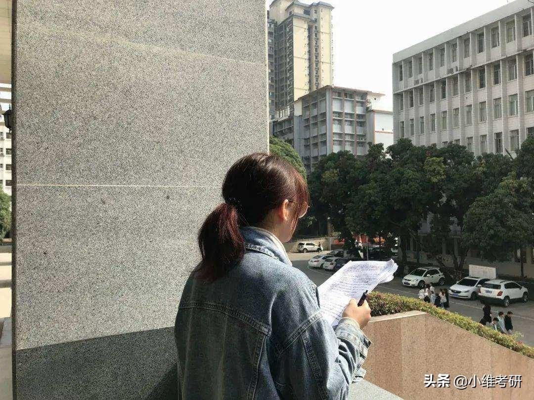 考研可以换学校吗（考研二战）