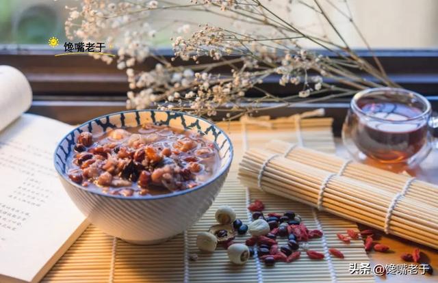 绿蒜的正确腌制方法，绿蒜的腌制方法（腌腊八蒜：只加醋就废了）
