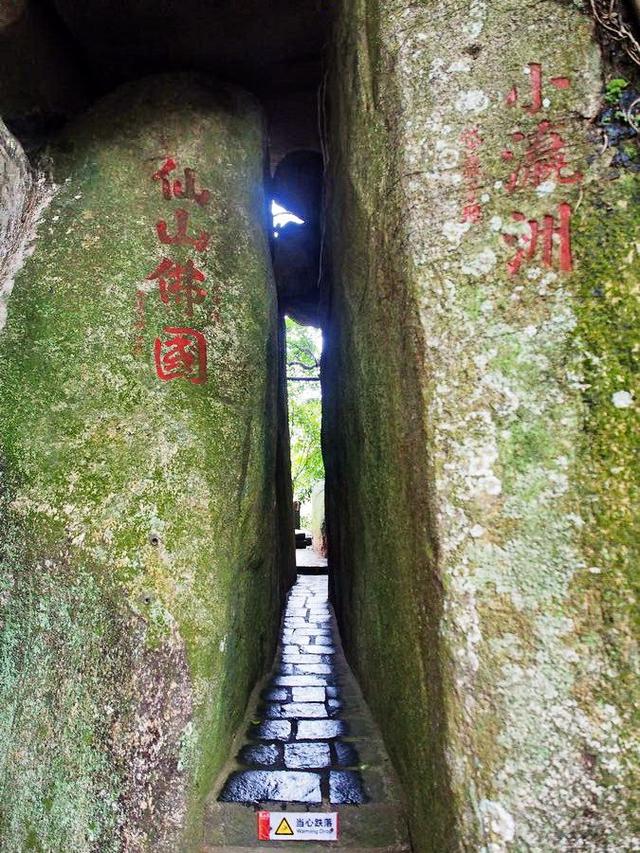 国内海边哪里好玩，国内游海边哪里好玩（这个被忽略的城市）