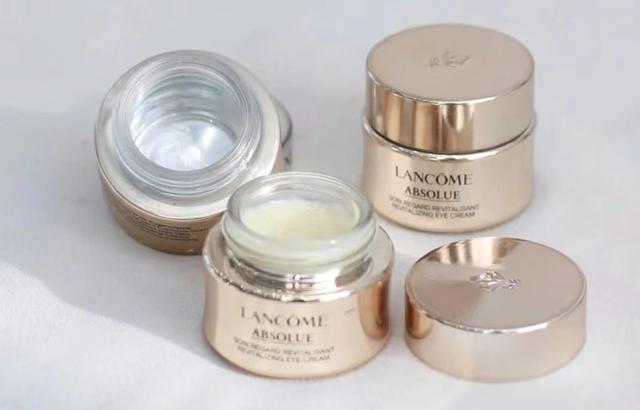 兰蔻双层眼霜价格，兰蔻菁纯眼霜适合什么年龄（4款千元“贵妇眼霜”盘点）