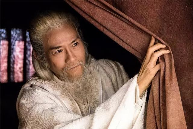 满一百岁在古代称为什么，古代满100岁的人称为什么（2022老人年龄新标准）