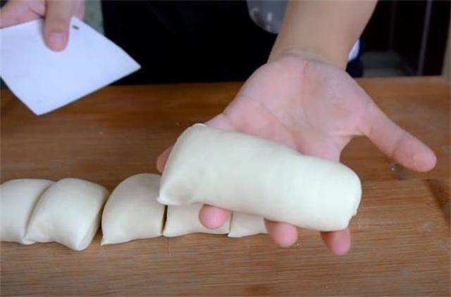 面饼怎么做又软又好吃，教你在家烙出10层饼