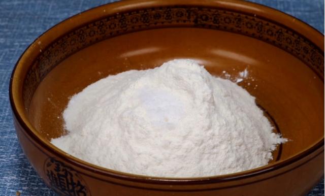 面皮的做法是什么，面皮是怎样做的（擀面皮不要出去买了）