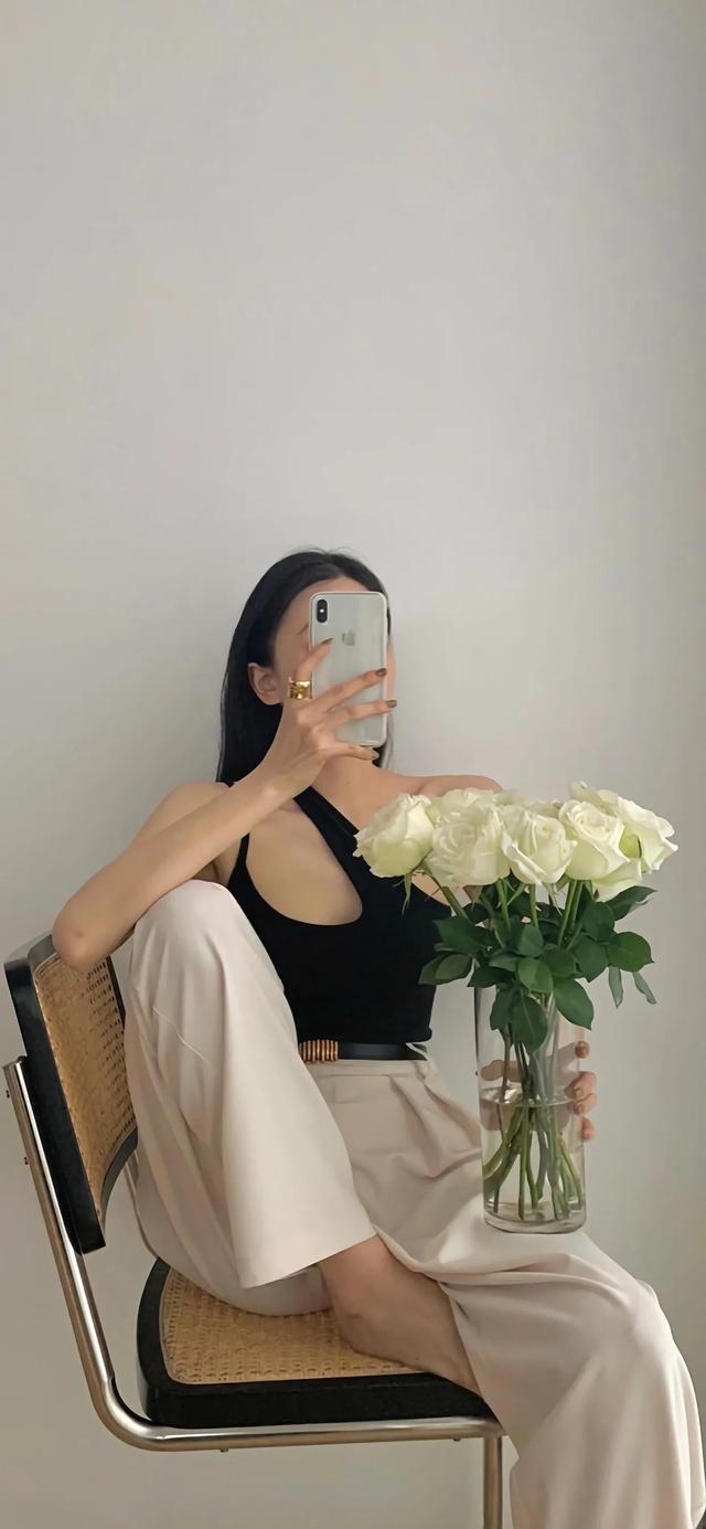 抖音最火壁纸图片，抖音流行手机壁纸原图（抖音最火的ins风简约高级壁纸）