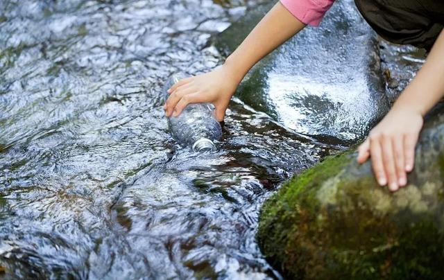比喻句大山像什么，大山像什么的比喻句怎么写三年级（小测一下，你是什么水）