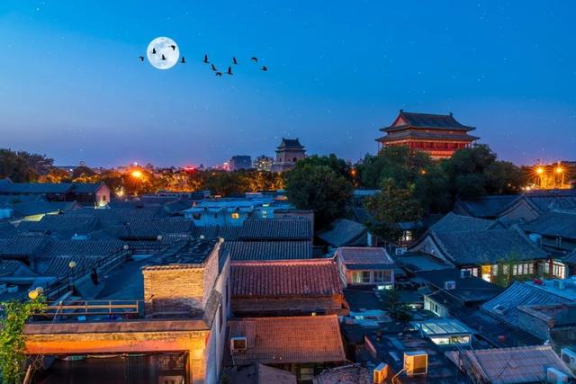 清夜是什么意思，香港夜清是什么意思（​八首清夜诗词：觅一处静谧）