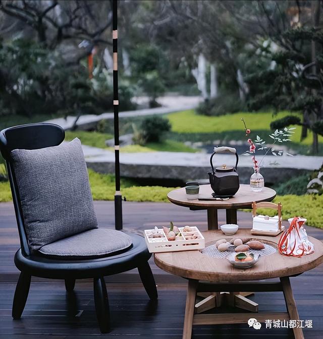 青城山旅游，青城山旅游图（赏千年银杏、观层林尽染、泡山间温泉......顶奢配置慢生活尽在青城山～）