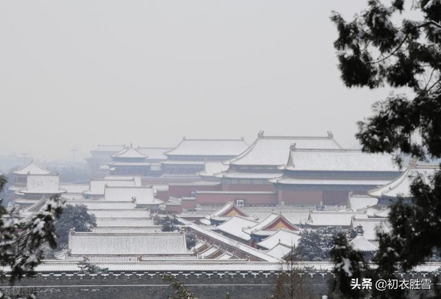 关于雪的诗句古诗，赞美雪的诗句古诗（古诗中的飘飘雪八首）