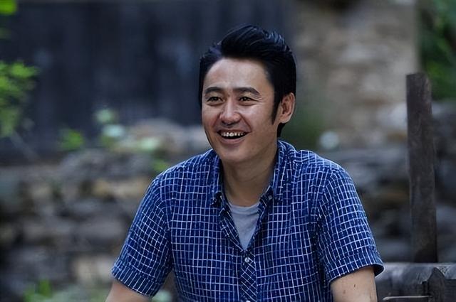 吴秀波个人资料，从雅痞大叔到永久退圈