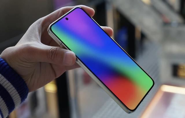 小米手机好用吗，小米系统的手机分身好用吗（小米13使用了7天）