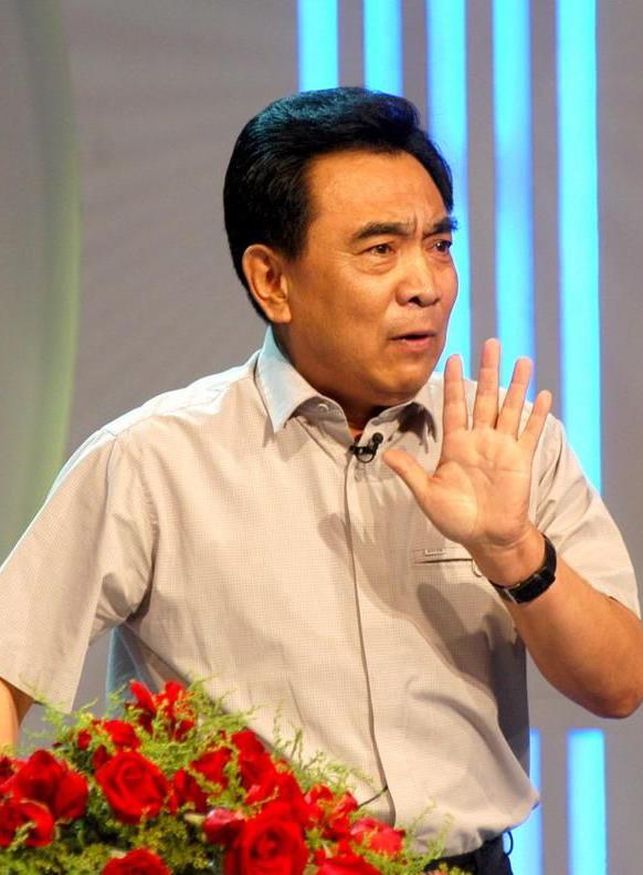 鲍国安宋江，鲍国安宋江图片（“曹操”鲍国安的“消失”）