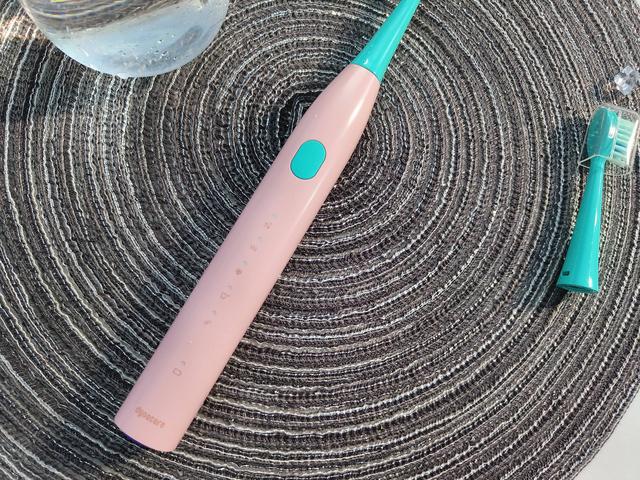 超声波电动牙刷，声波电动牙刷怎么使用（如何选择性价电动牙刷）