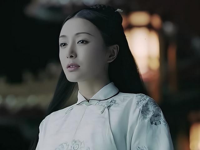 38岁的秦岚，凭什么这么好运气
