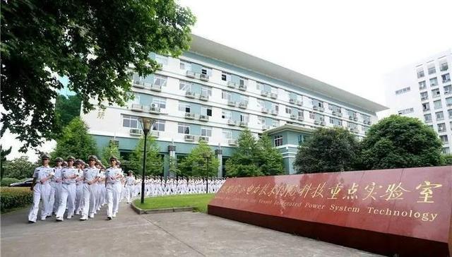 弹药的电气电工 让子弹飞得更准！海军工程大学专家提出电磁线圈发射子弹的新方法