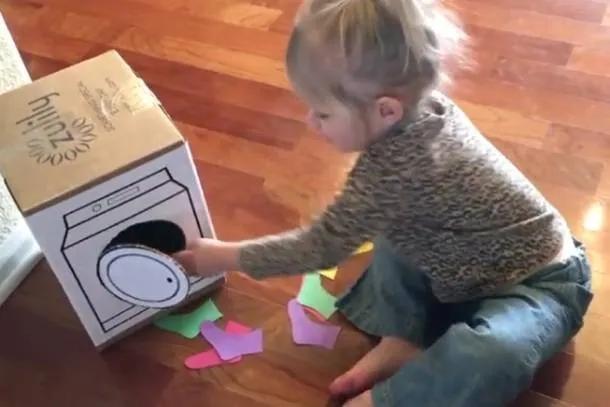 小孩子玩的游戏有哪些，小孩子玩的游戏有哪些名称（分享7个简单有趣的游戏）