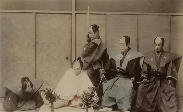 日本历代天皇列表，日本天皇历史全集（日本武烈天皇：9岁上位）