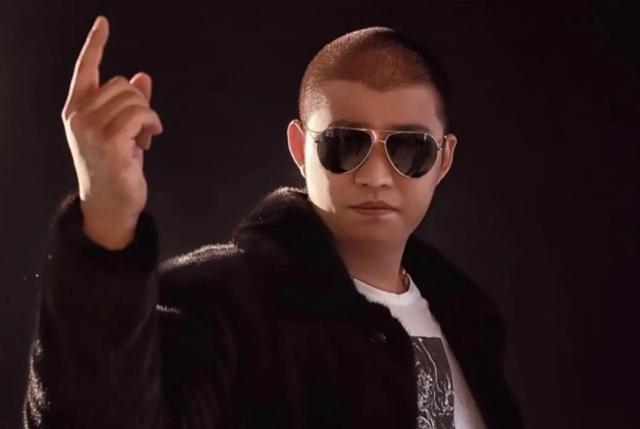 2016快手收入最高十大主播是什么，快手十大主播收入排行（你知道快手最有钱的三位网红是谁吗）