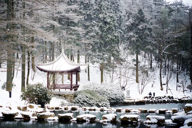 宁波旅游攻略景点必去，宁波旅游攻略三日游（宁波冬天必打卡的7个地方）