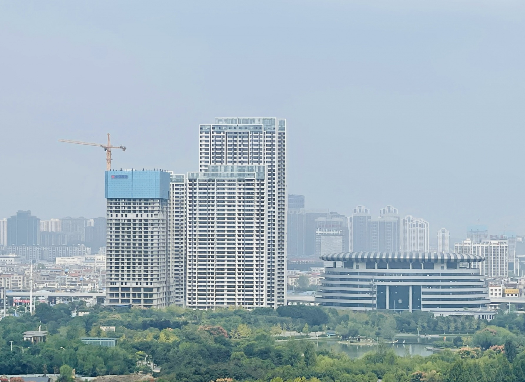 襄樊房地产（强地级市）