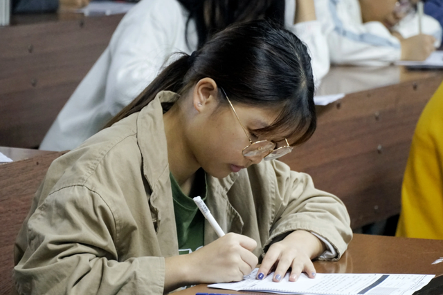 六级毕业后还能考不，大学毕业后还能考六级吗（英语四六级迎来调整）