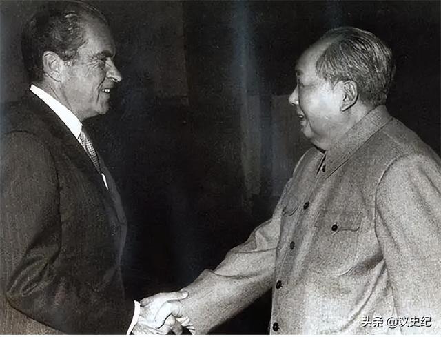 世上无难事只要肯登攀是谁说的，是世上无难事只要肯攀登还是世上无难事只要肯登攀（周总理病危之际：给我读一读）