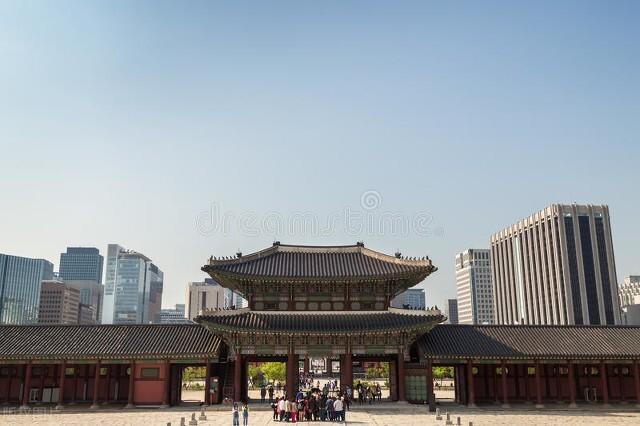 韩国娱乐圈潜规则曝光：被权贵玩弄，强迫陪睡，十几年30多人自杀