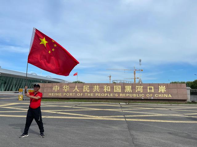 自驾游去哪里比较好，春季自驾游去哪里比较好（100天35000公里）