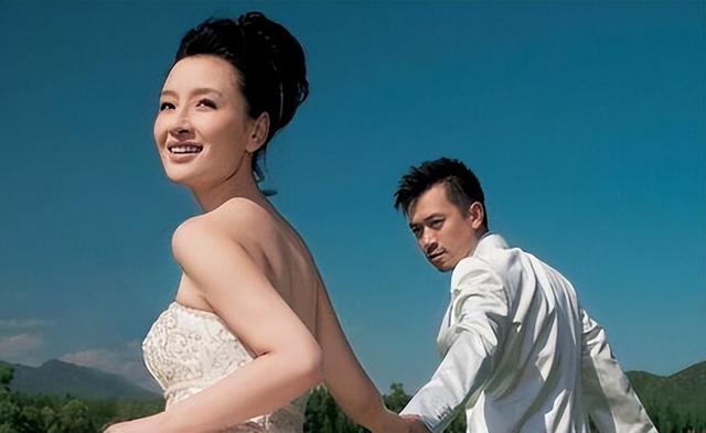 王学兵和孙宁离婚10年：一个3婚娶娇妻，一个未婚没孩子