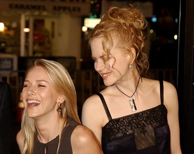 关于欧美著名艳星的信息，好莱坞两位顶流女星惊爆同性绯闻