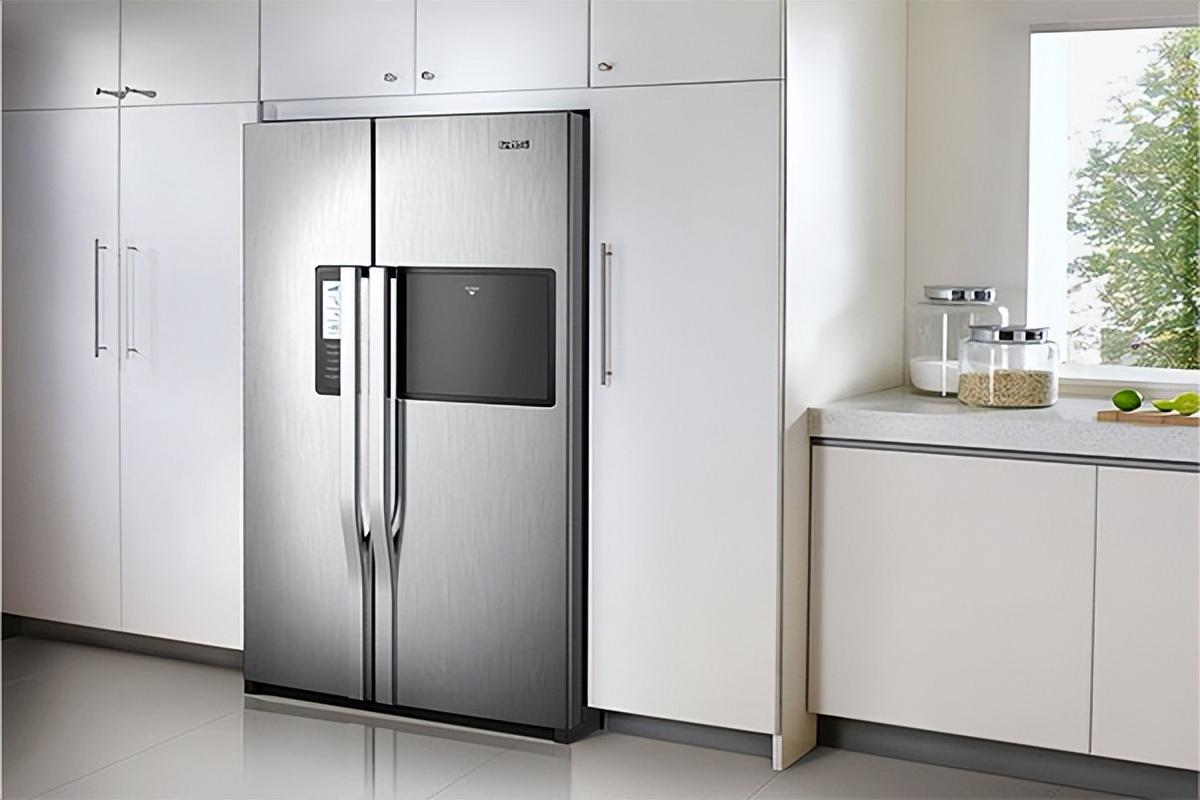 冰箱的耗电量，冰箱的耗电量跟储存的东西多少有关系吗（冰箱一个月消耗多少度电）