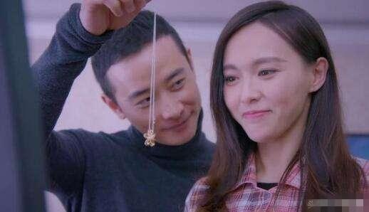 戚百草的真实身份，戚百草的真实身份名字（那些毁掉观众缘的女主人设）