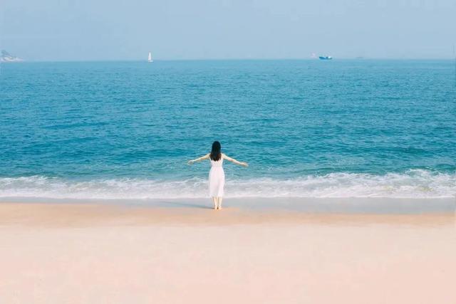 为什么会梦到一个人，心理学为什么会梦到一个人（一个人出现在你的梦里）