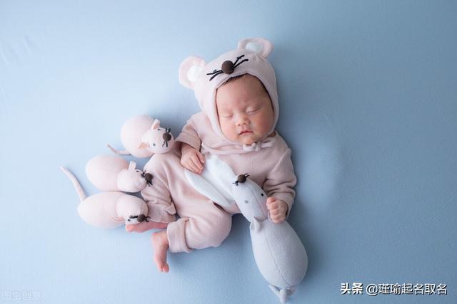 属虎几点出生最好，属虎人几点出生的最好（10个适合2022年虎年出生的宝宝小名）