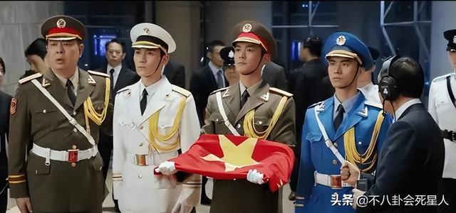 中国男明星排行榜，男明星排行榜2022投票（男明星排行榜）