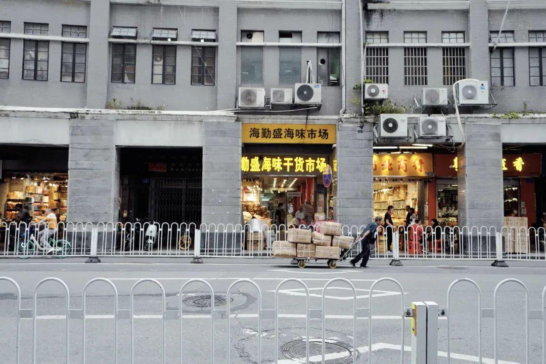 广州小饰品批发市场，义乌小饰品批发市场在哪里（我发现广州人的快乐你根本想不到）