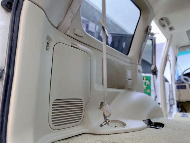 油压减震器，减震器原理图（搞来一辆“破烂不堪”的04年LC100）