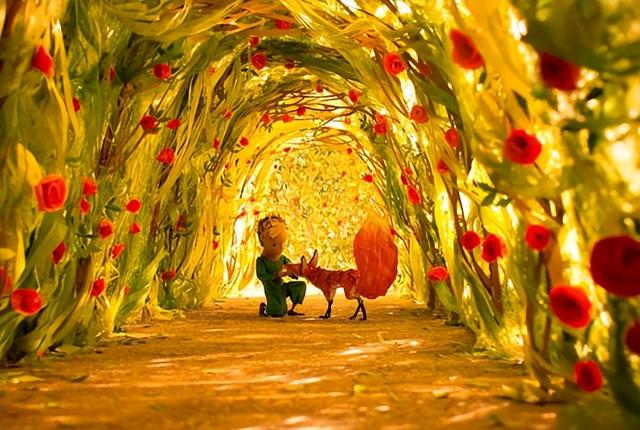 故事中小王子这本书的寓意是什么，小王子这本书寓意着什么（读懂《小王子》就不再是小孩子）