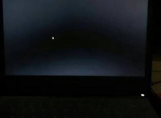 笔记本电脑电池显示，笔记本电脑上怎么显示电量图标（联想笔记本电源灯亮却黑屏是什么原因）