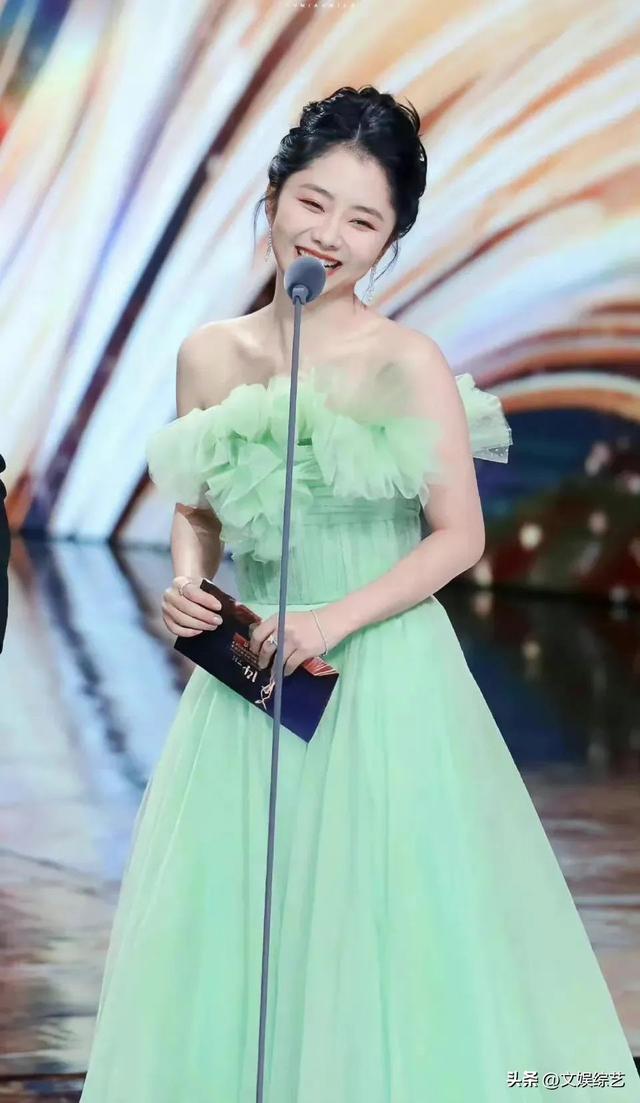 金鹰女神谭松韵现状，谭松韵现身金鹰节