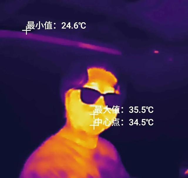 一款货真价实的三防手机，用起来到底有多离谱？