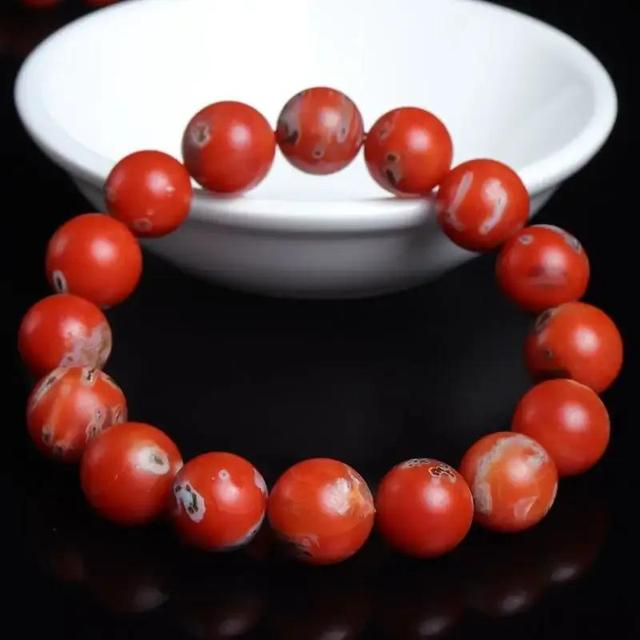 玉石的种类及特点，玉石的种类和特点（中国玉石大全<下>）