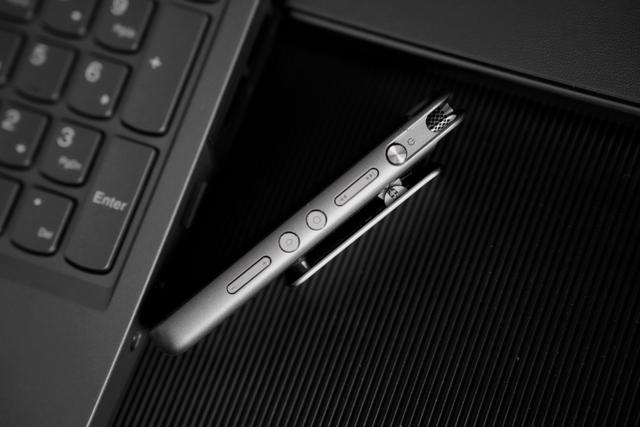 录音笔品牌，录音笔牌子都有哪些啊（职场人的必备会议记录工具）