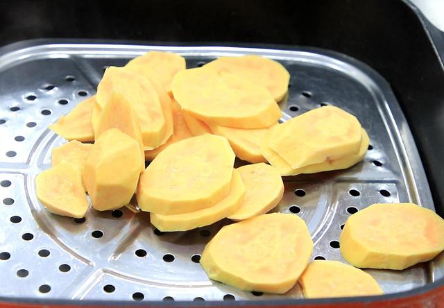 红薯要煮多久才熟，红薯切块煮多久能熟（喜欢吃红薯的有口福了）