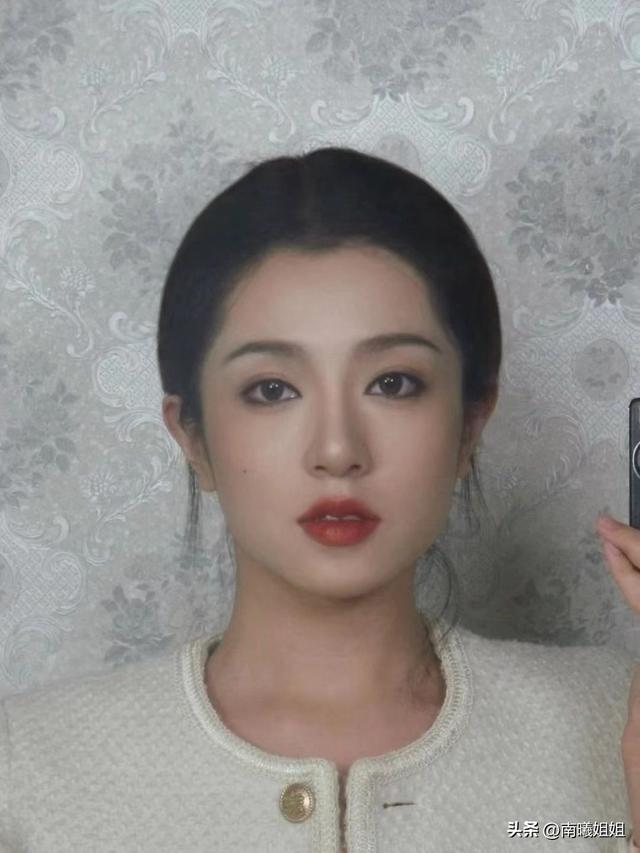 宽脸适合的发型，适合脸宽女生的刘海造型（看舒淇、王菲就知道）
