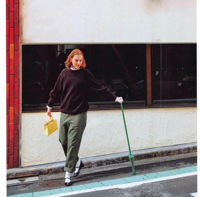 工装裤搭配禁忌,女士工装裤搭配上衣图(工装裤没那么好穿:3个点避雷) 工装裤搭配禁忌,女士工装裤搭配上衣图(工装裤没那么好穿:3个点避雷)