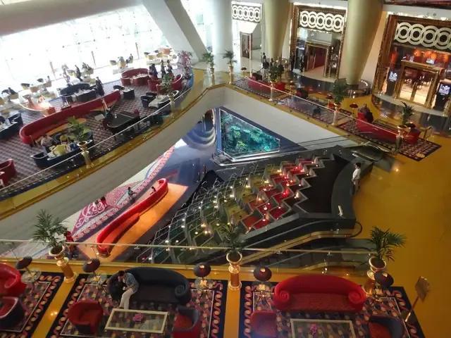 迪拜帆船酒店简介，迪拜帆船酒店介绍（80张高清图带你走进迪拜七星级帆船酒店）